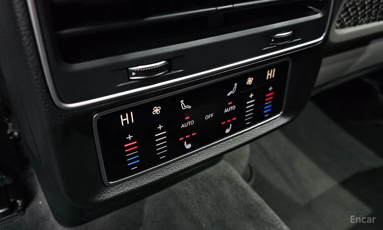 Audi Q7 55TFSI* BLACK OPTIC* HEAD UP* МАСАЖ* КРАЙНА ЦЕНА, снимка 16 - Автомобили и джипове - 55380495