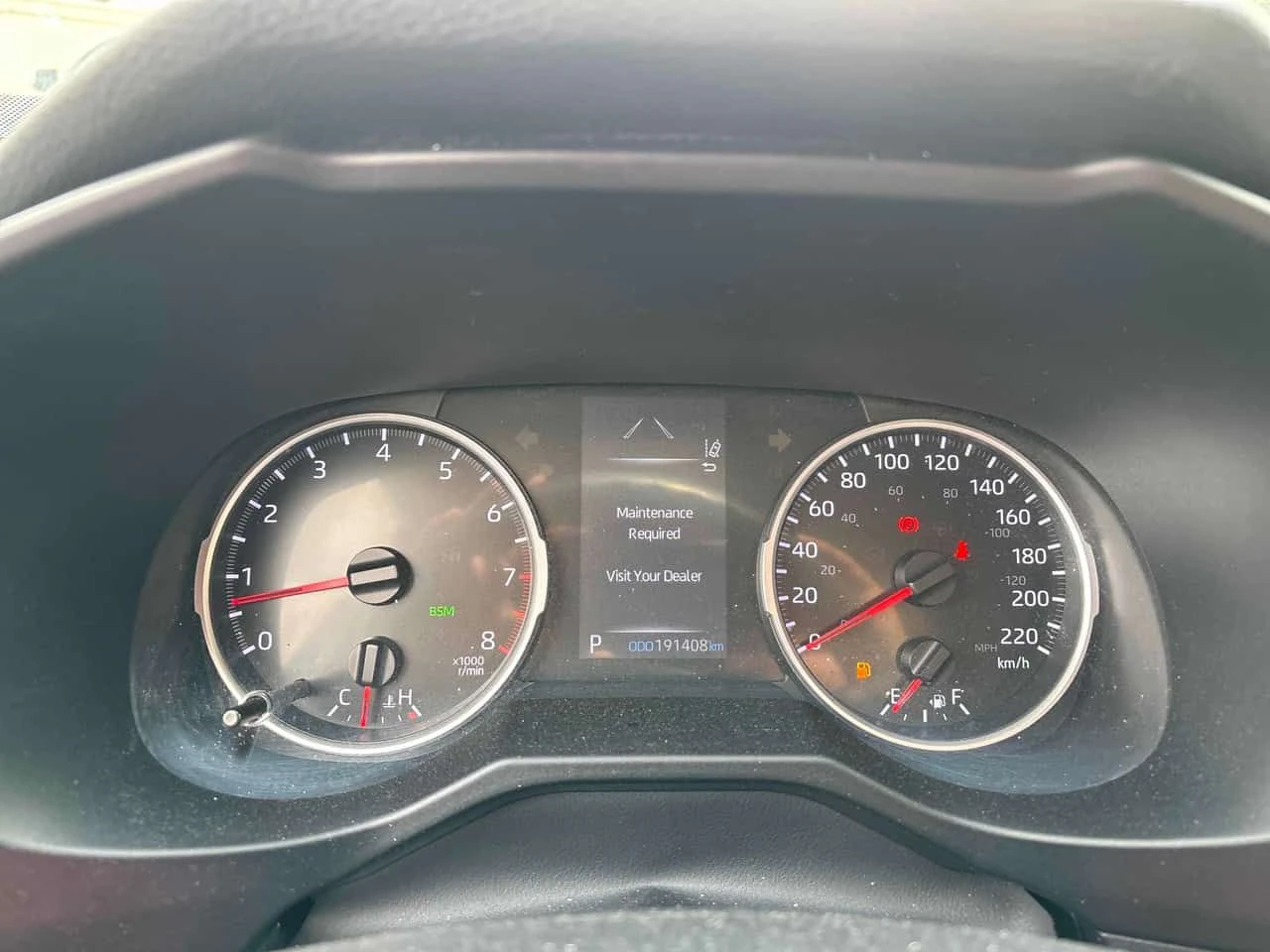 Toyota Rav4 * LE * АВТОКРЕДИТ * ГЛАВНО ПРЕДСТАВИТЕЛСТВО, снимка 9 - Автомобили и джипове - 55640733
