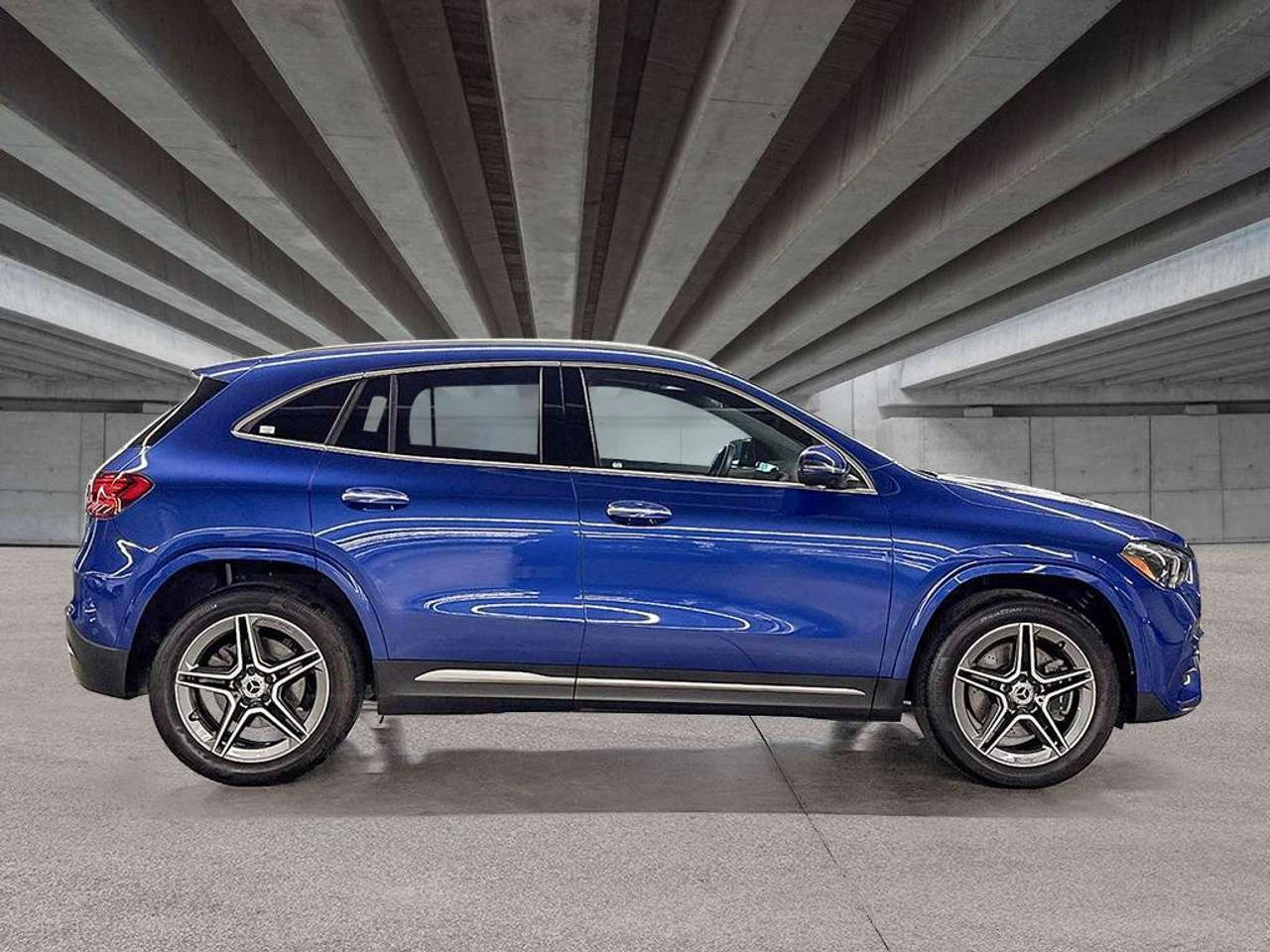 Mercedes-Benz GLA 250 4MATIC SUV | Gamme AMG | Mobile.bg � ����������� 6
