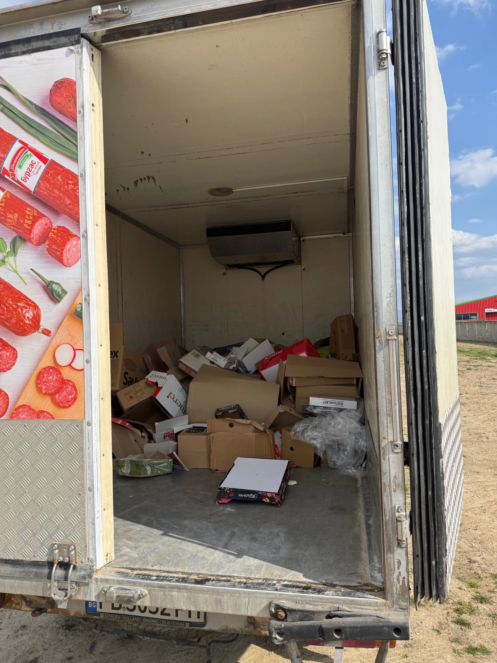 Mercedes-Benz Sprinter 313 ХЛАДИЛЕН, снимка 15 - Бусове и автобуси - 53862542