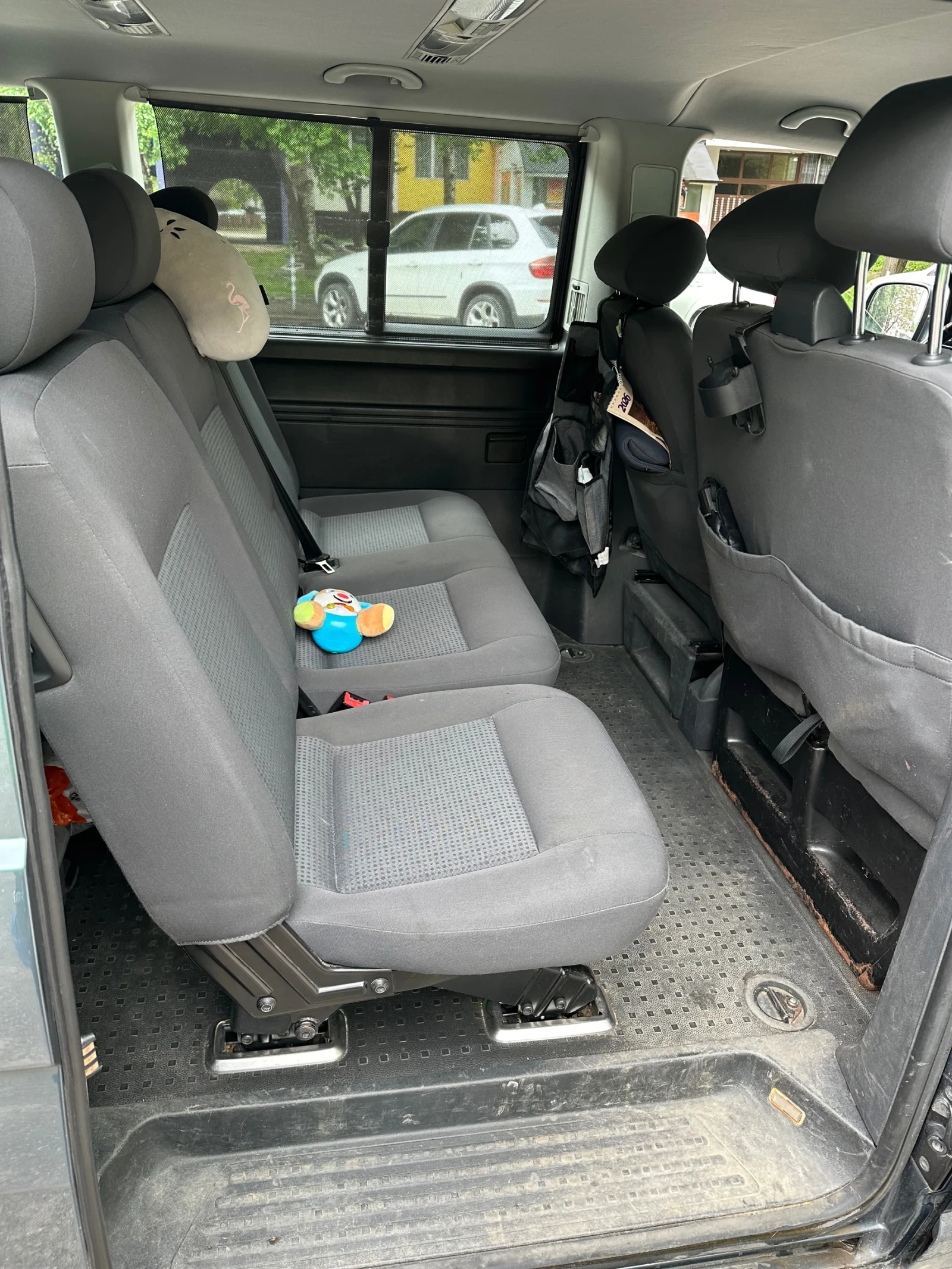 VW Caravelle, снимка 8 - Бусове и автобуси - 54651865