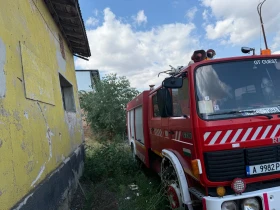 Renault G G230 Пожарен, снимка 2