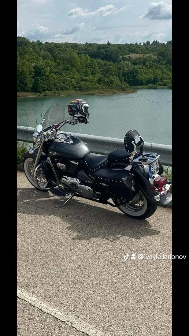 Suzuki Boulevard C50T, снимка 1 - Мотоциклети и мототехника - 49537120