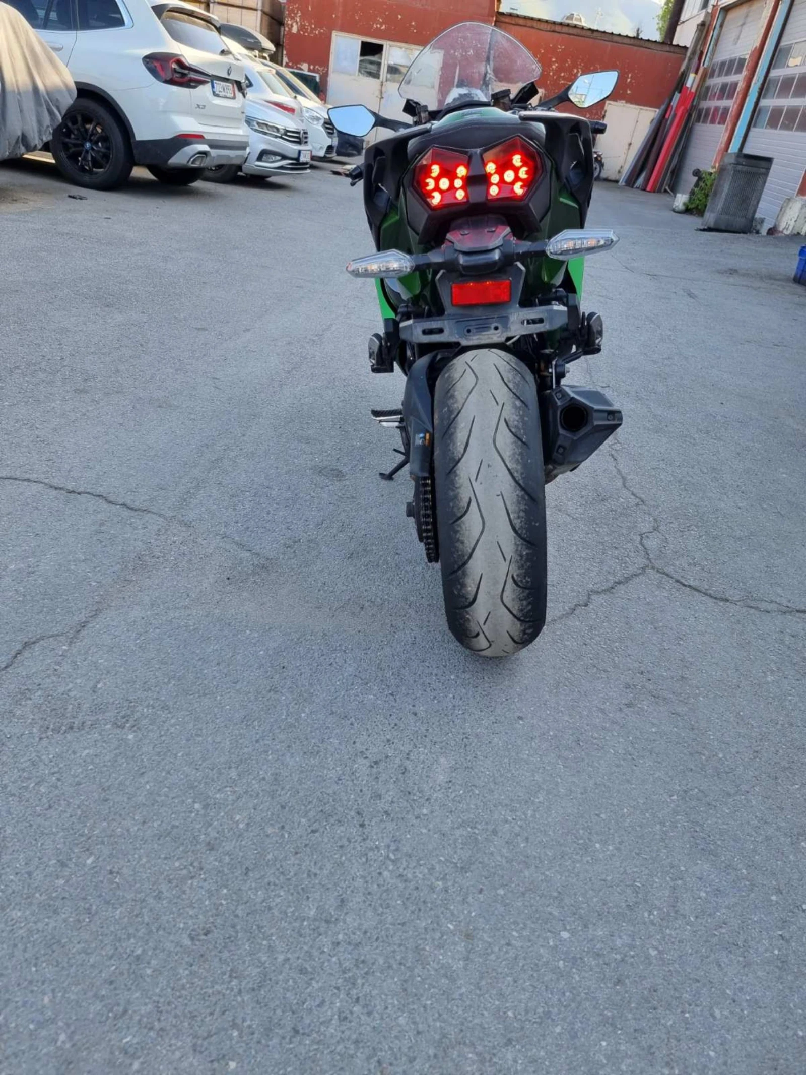 Kawasaki Ninja H2 SX - изображение 5