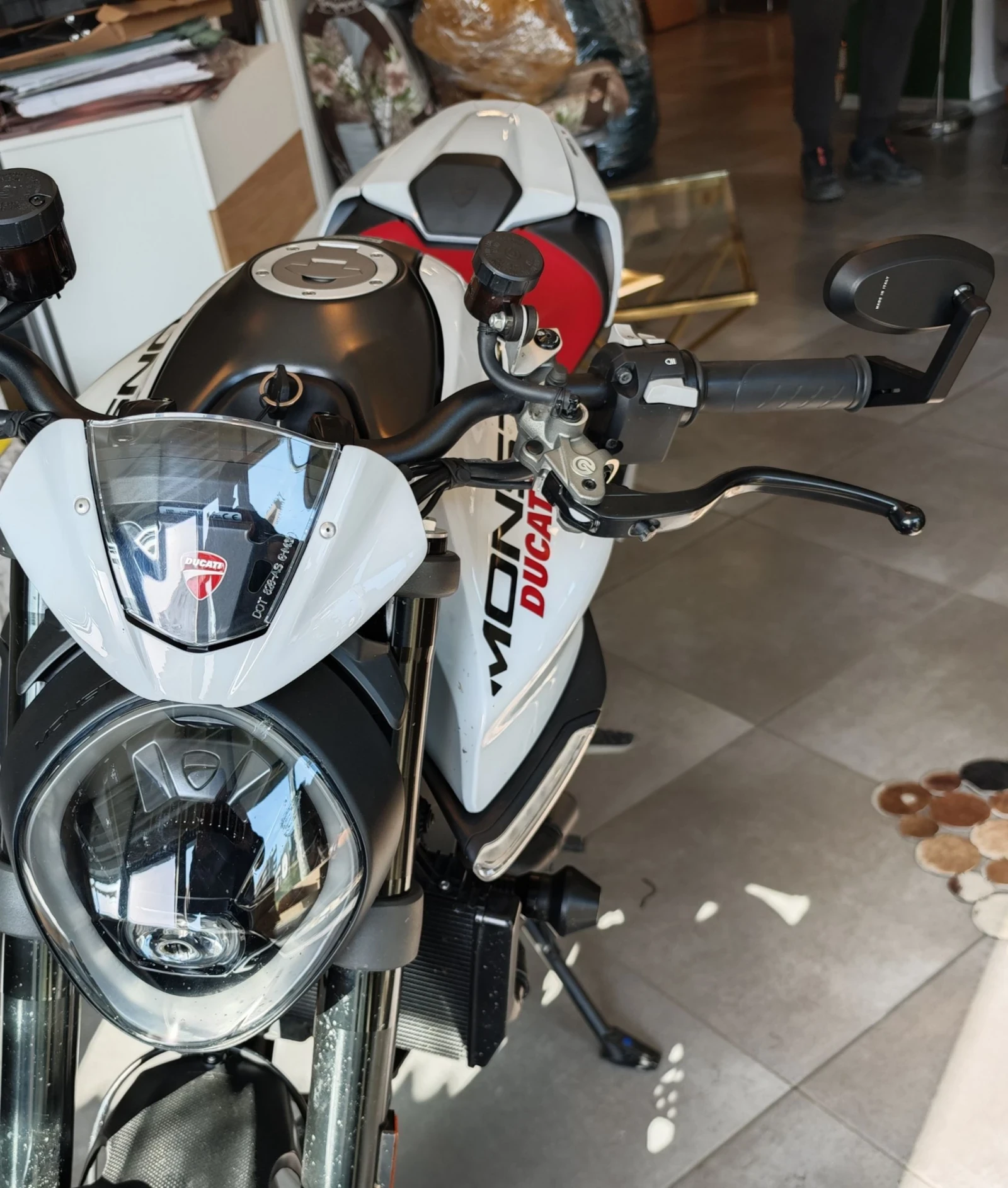 Ducati Monster 937 - изображение 5