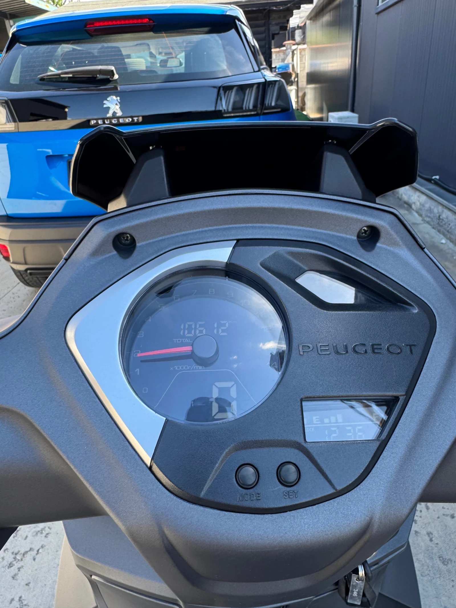 Peugeot Tweet BELVILLE RS-125-ABS-TOP, снимка 16 - Мотоциклети и мототехника - 54956110