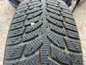 Гуми Зимни 215/60R16, снимка 2