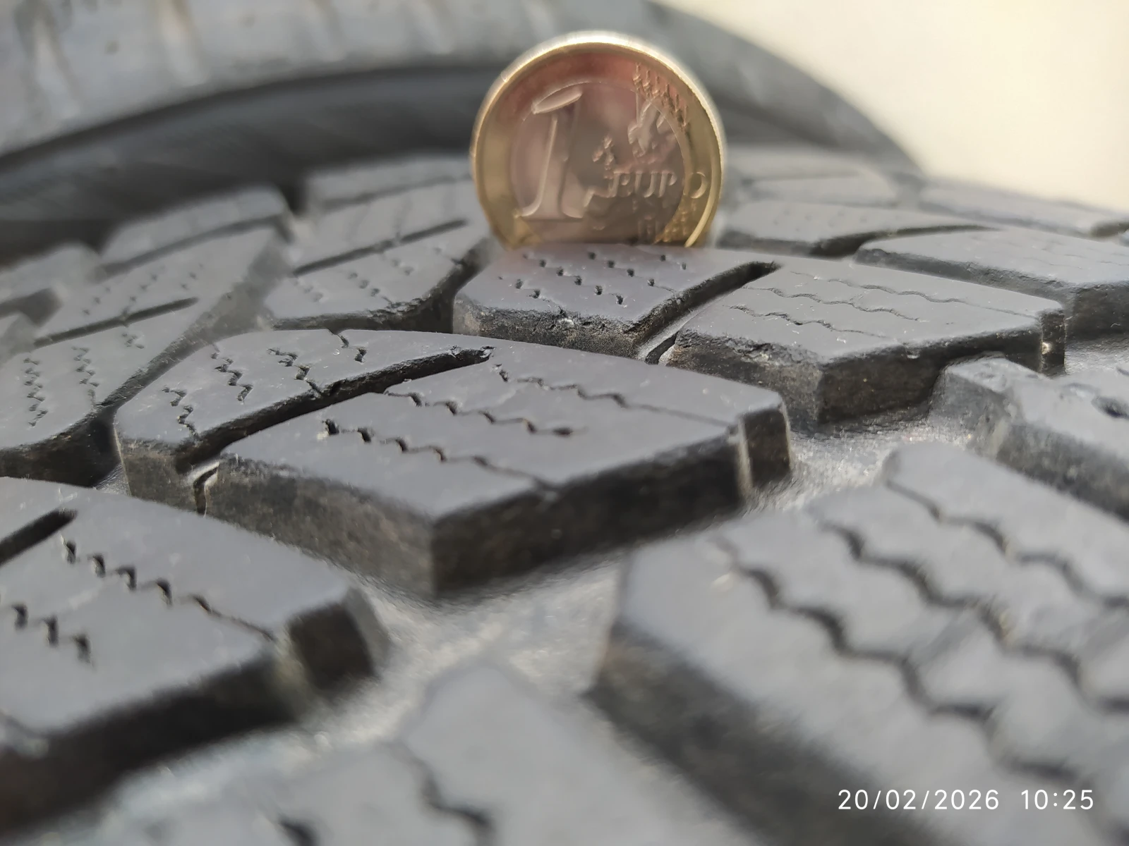 ���� 205/55R16 | Mobile.bg � ����������� 1