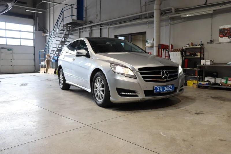 Mercedes-Benz R 350, снимка 3 - Автомобили и джипове - 48374758