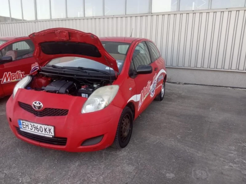 Toyota Yaris, снимка 11 - Автомобили и джипове - 47999252