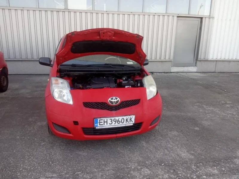 Toyota Yaris, снимка 9 - Автомобили и джипове - 47999252