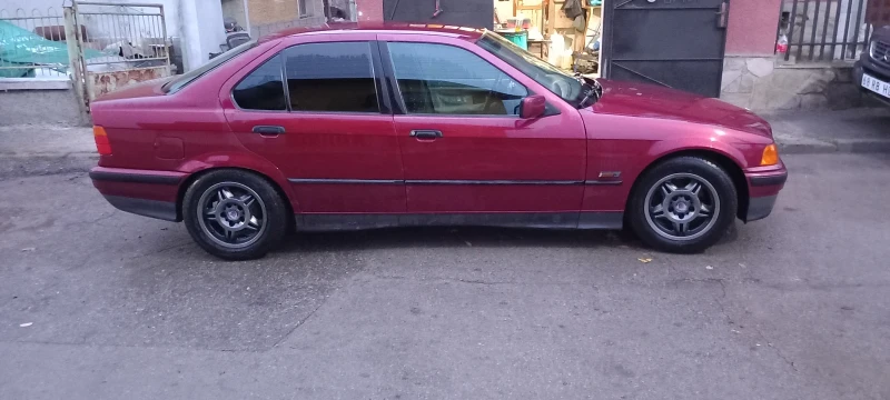 BMW 318 E36, снимка 3 - Автомобили и джипове - 48084090