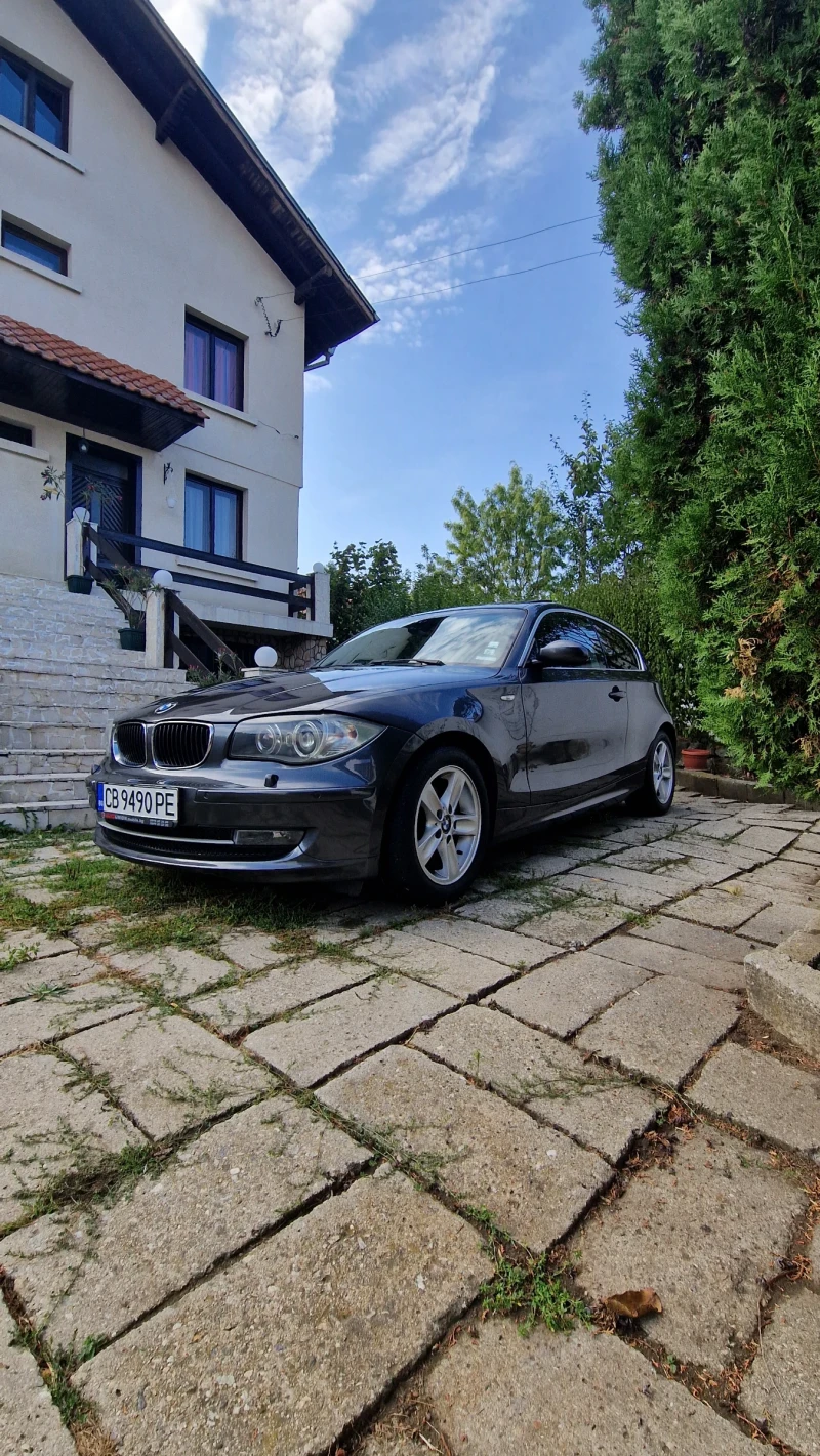 BMW 120 със сменени вериги, снимка 1 - Автомобили и джипове - 48112768