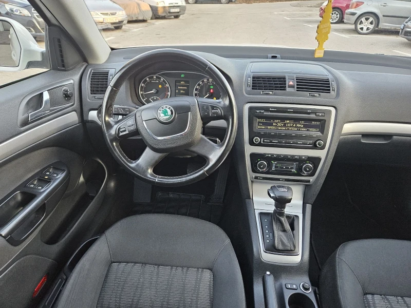 Skoda Octavia 1.4 122к.с, снимка 15 - Автомобили и джипове - 48130123