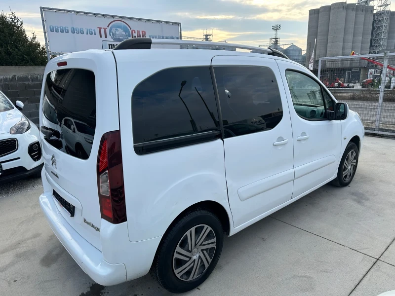 Citroen Berlingo 1.6 Клима Газ внос Италия!, снимка 6 - Автомобили и джипове - 49266343