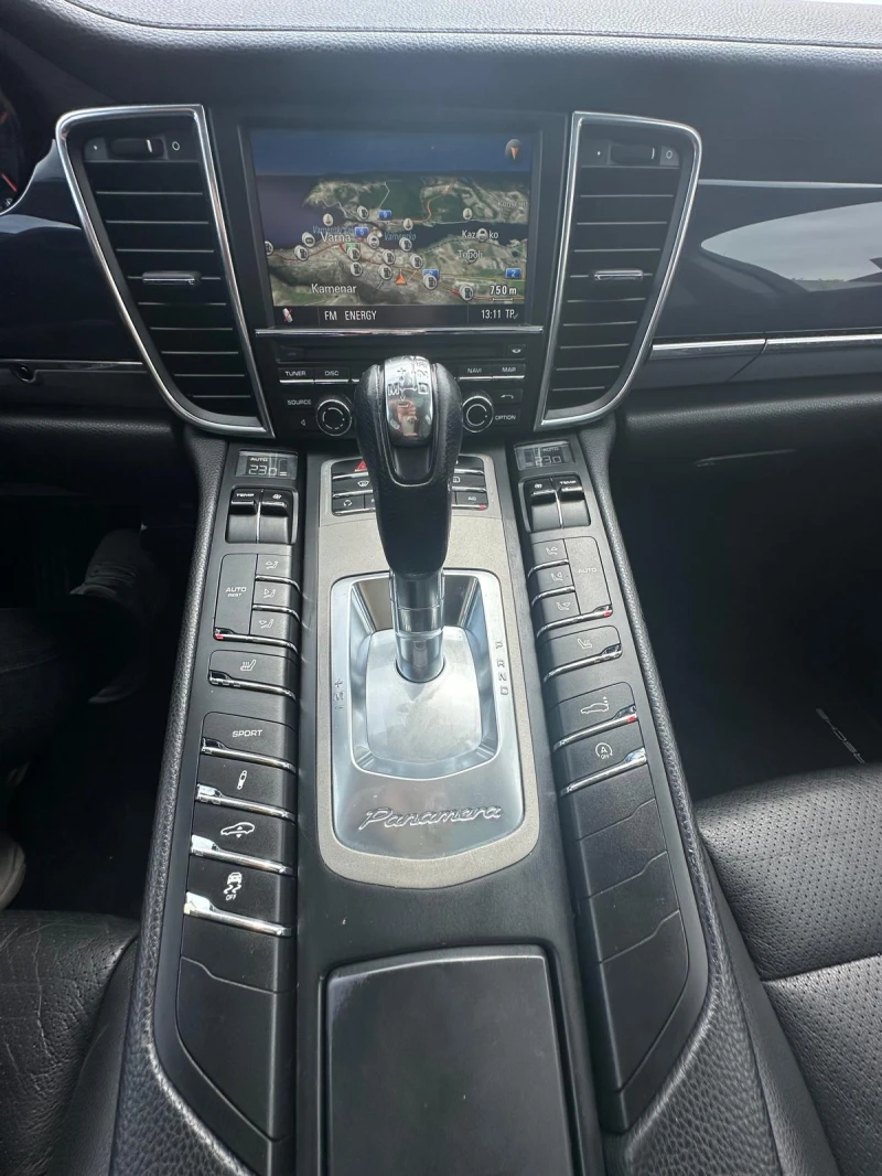 Porsche Panamera 3.0D* AIRMAT* Сервизна история, снимка 10 - Автомобили и джипове - 50314813