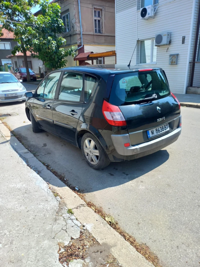 Renault Scenic 1.6 i, снимка 4 - Автомобили и джипове - 50823353