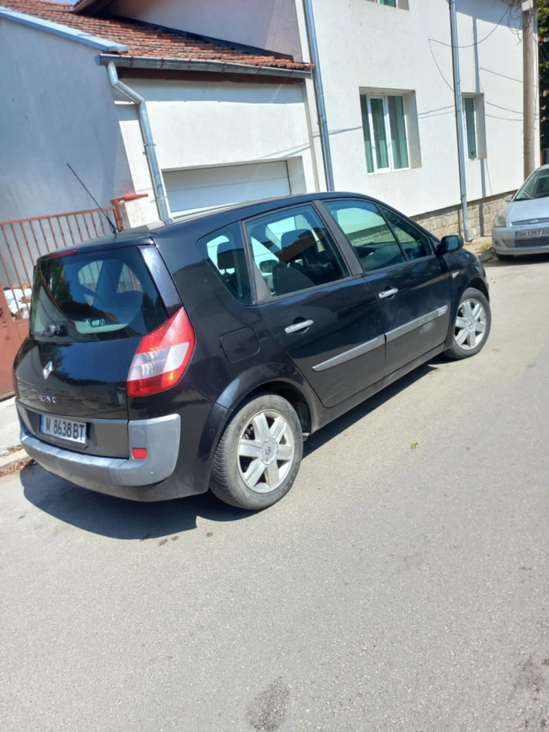Renault Scenic 1.6 i, снимка 3 - Автомобили и джипове - 50823353