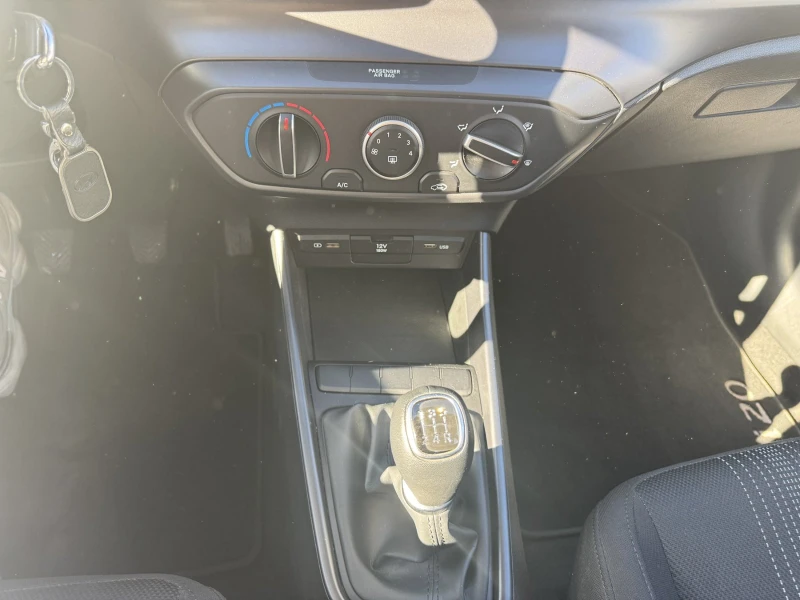 Hyundai I20 1.2 MPi, снимка 15 - Автомобили и джипове - 52421123