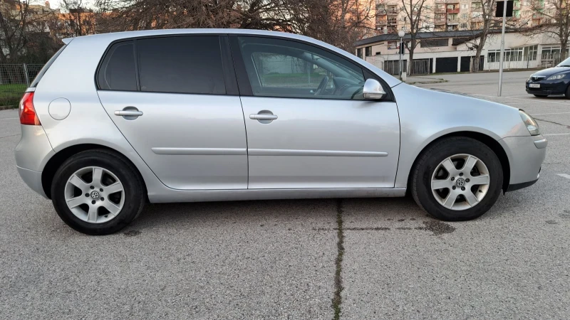 VW Golf 1.6, 102 к.с, снимка 6 - Автомобили и джипове - 52793190