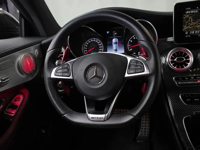 Mercedes-Benz C 43 AMG 4Matic Coupe, снимка 13 - Автомобили и джипове - 55717141