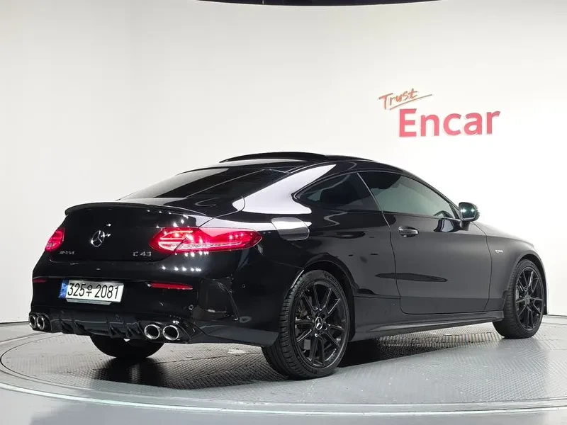 Mercedes-Benz C 43 AMG 4Matic Coupe, снимка 2 - Автомобили и джипове - 55717141