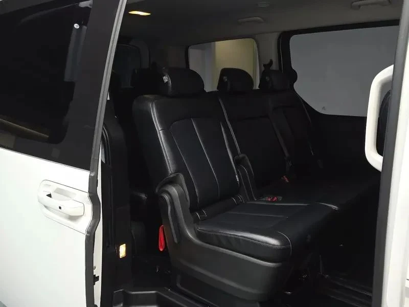 Hyundai Staria | Mobile.bg � ����������� 10