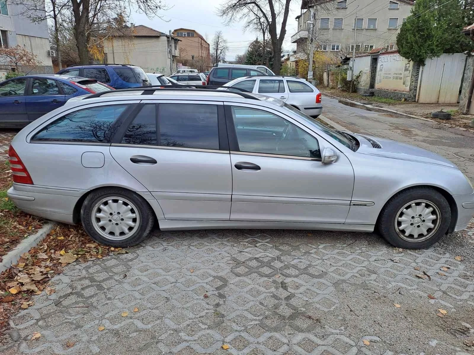 Mercedes-Benz C 220 2.2 CDI AUTOMATIC - изображение 3