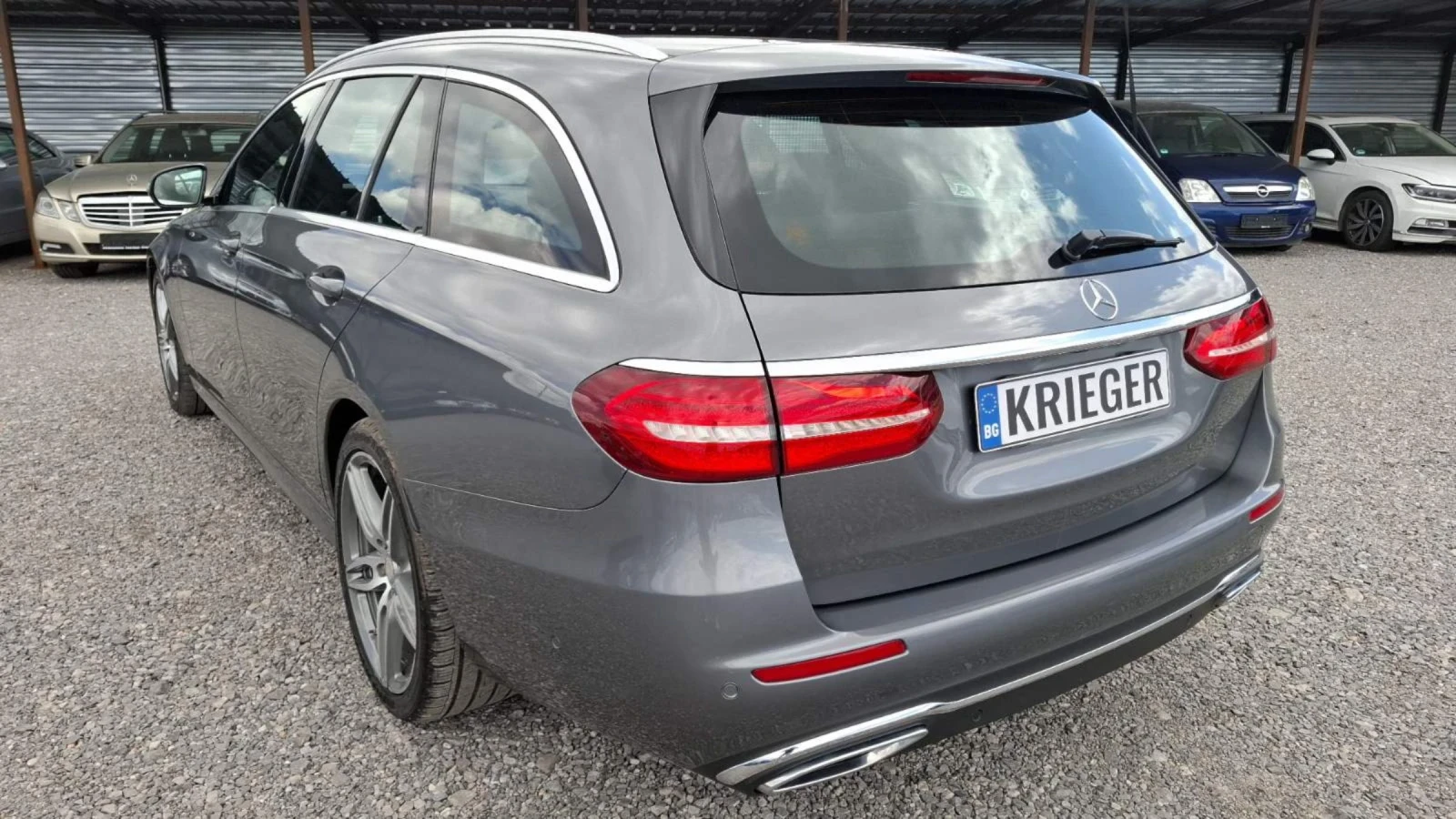 Mercedes-Benz E 220 d AMG NOV VNOS GERMANY - изображение 7