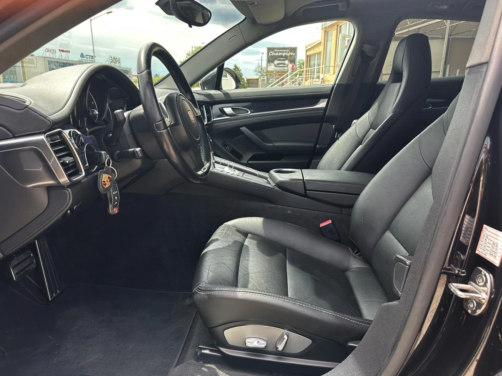 Porsche Panamera 3.0D* AIRMAT* Сервизна история - изображение 6