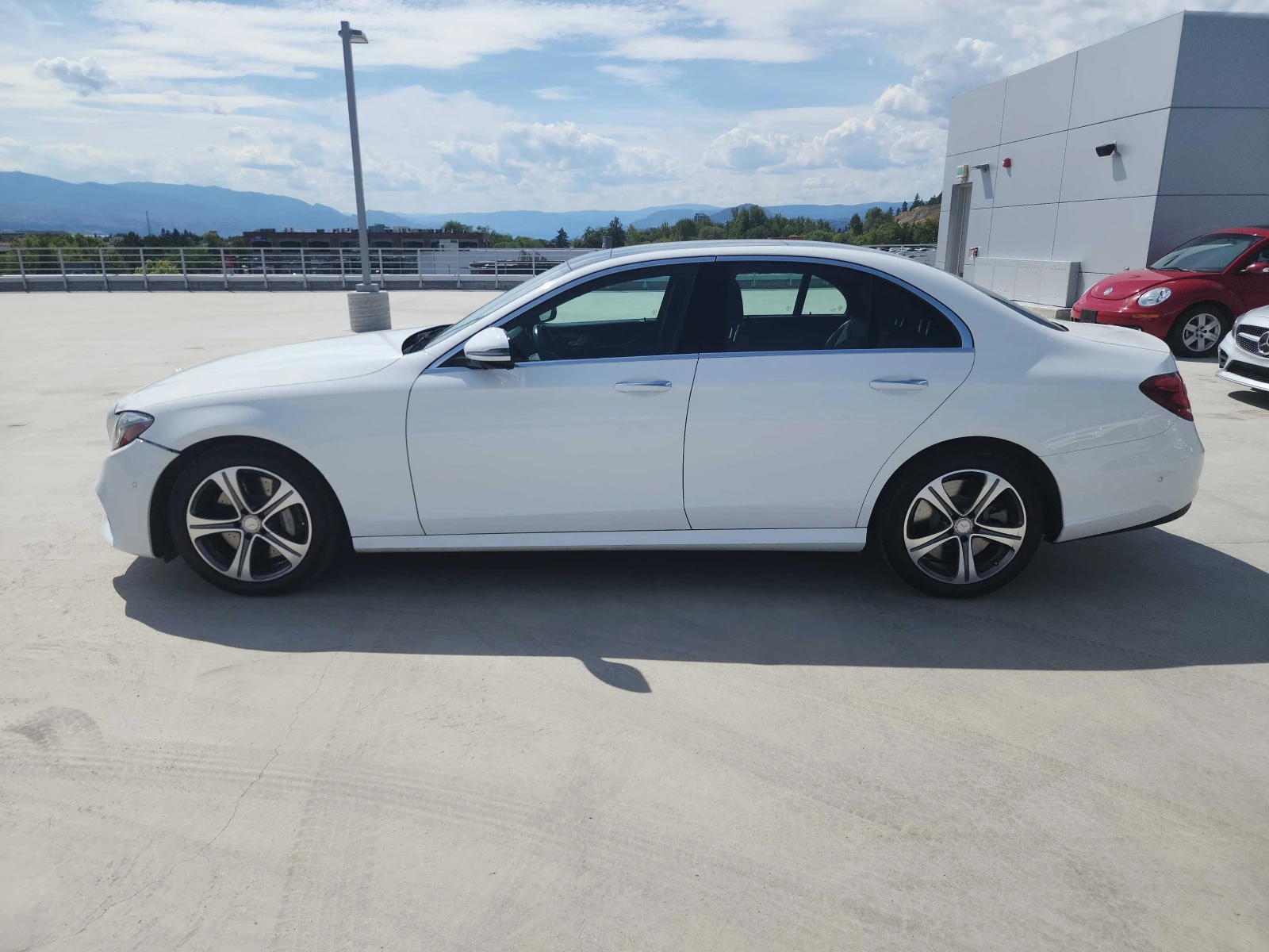 Mercedes-Benz E 400 * 4MATIC * CARFAX * БЕЗ ПЪРВОНАЧАЛНА ВНОСКА - изображение 3
