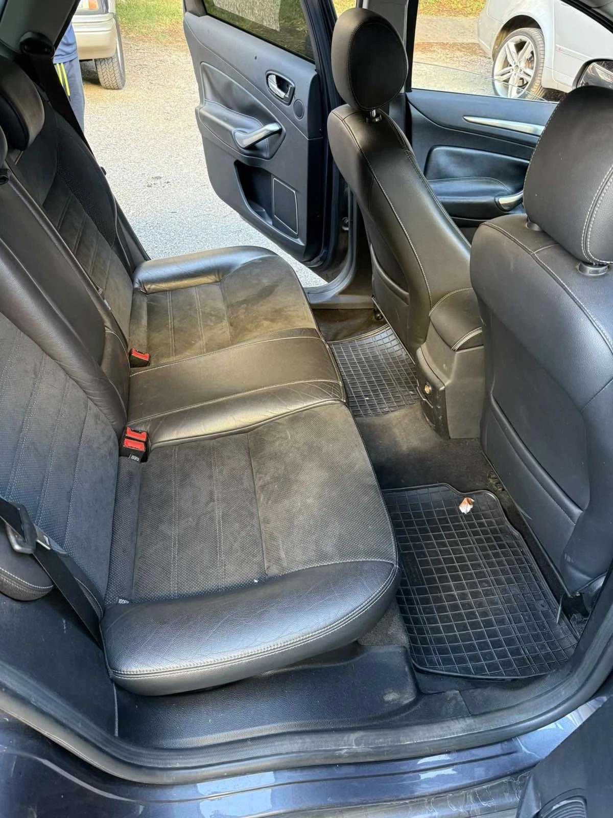 Ford Mondeo 2.0D - изображение 10