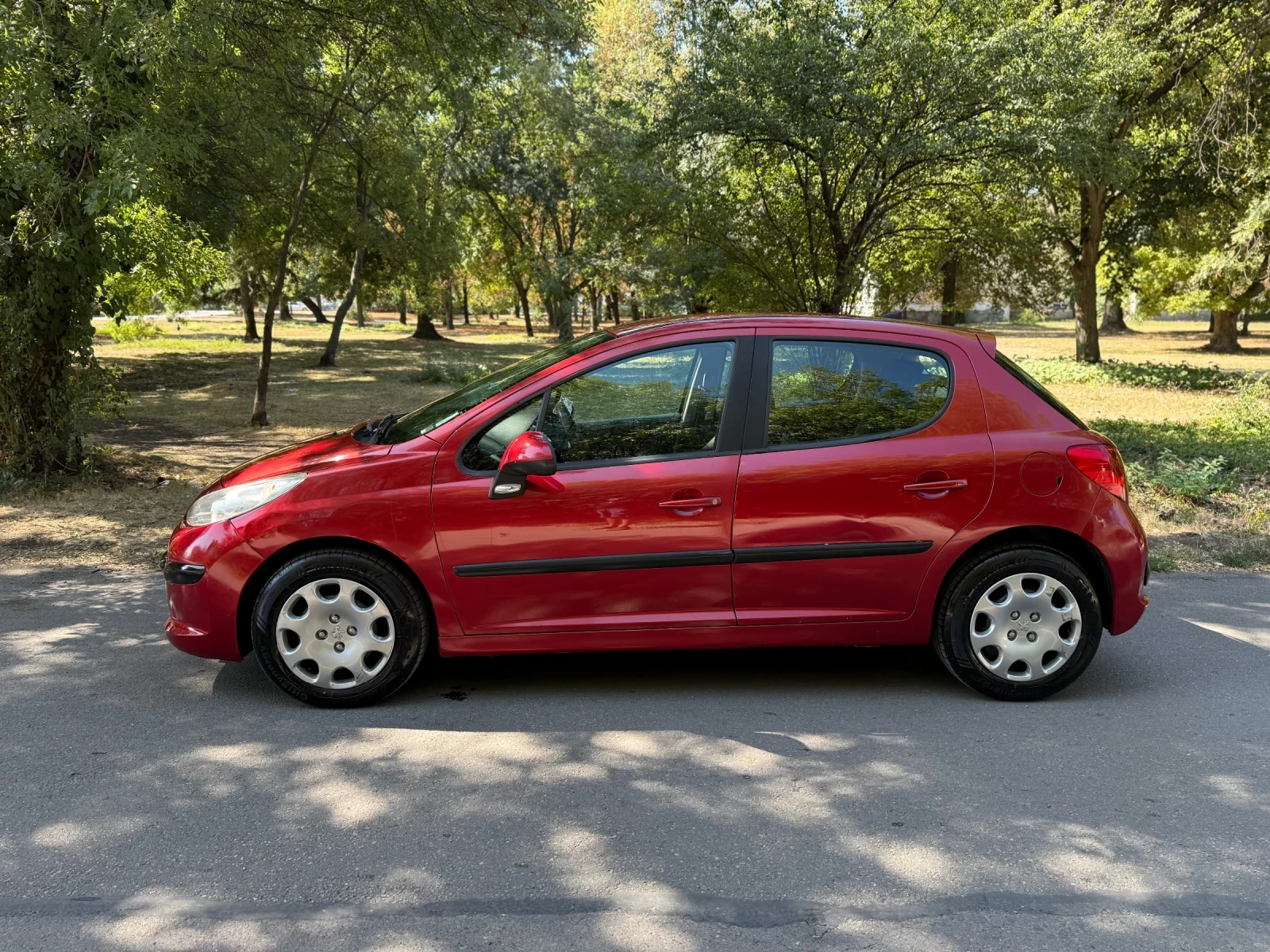 Peugeot 207 1.4 бензин реални км продава се от собственик - изображение 7