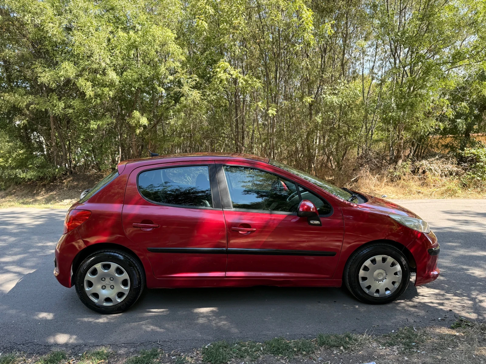 Peugeot 207 1.4 бензин реални км продава се от собственик - изображение 3