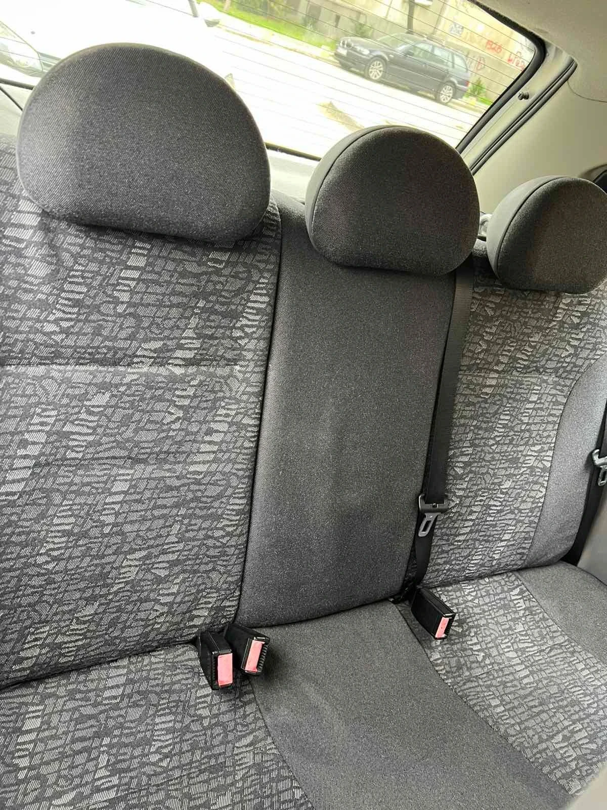 Opel Corsa Климатик&Навигация& като нова - изображение 10