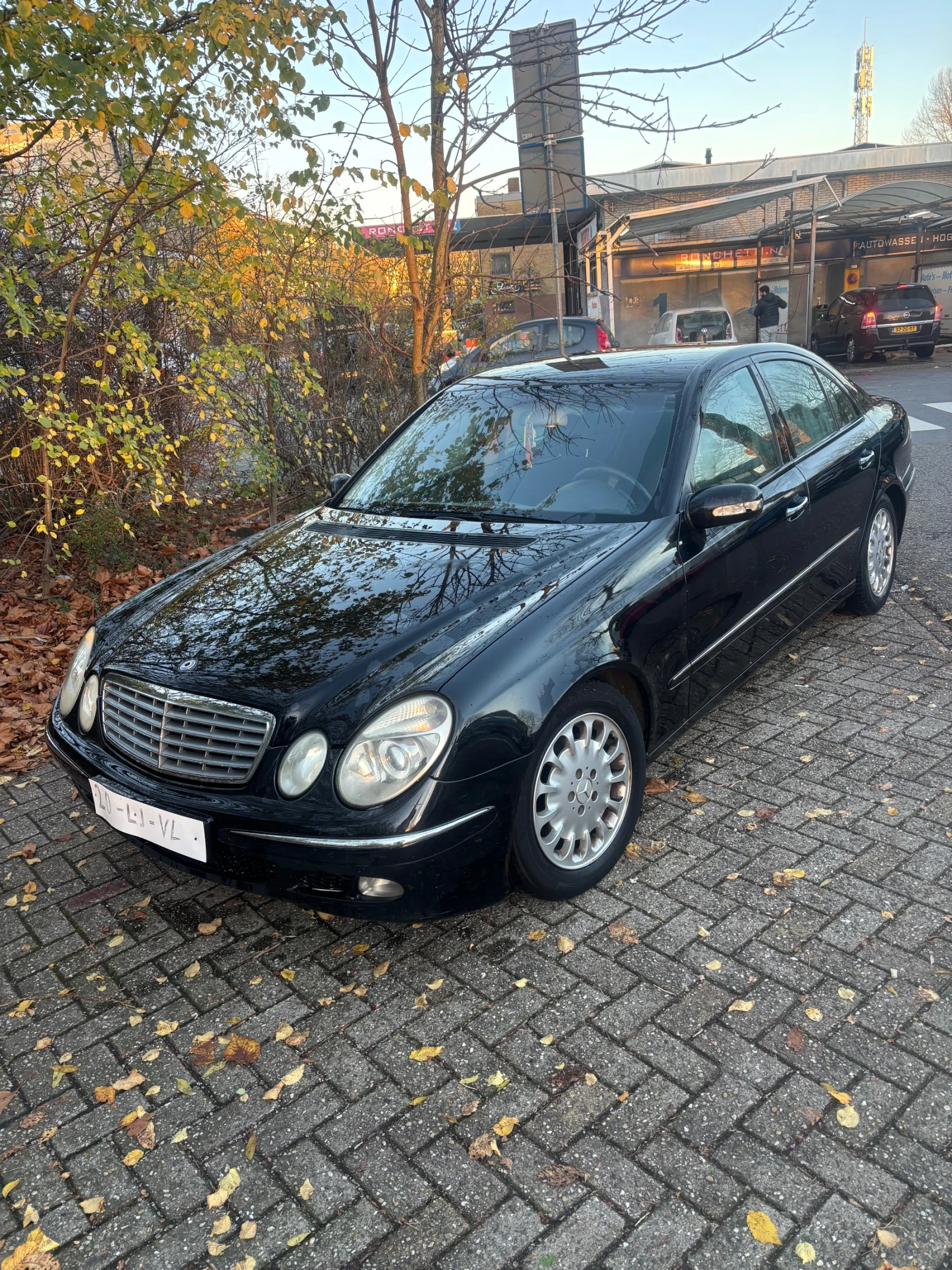 Mercedes-Benz E 200 | Mobile.bg   4