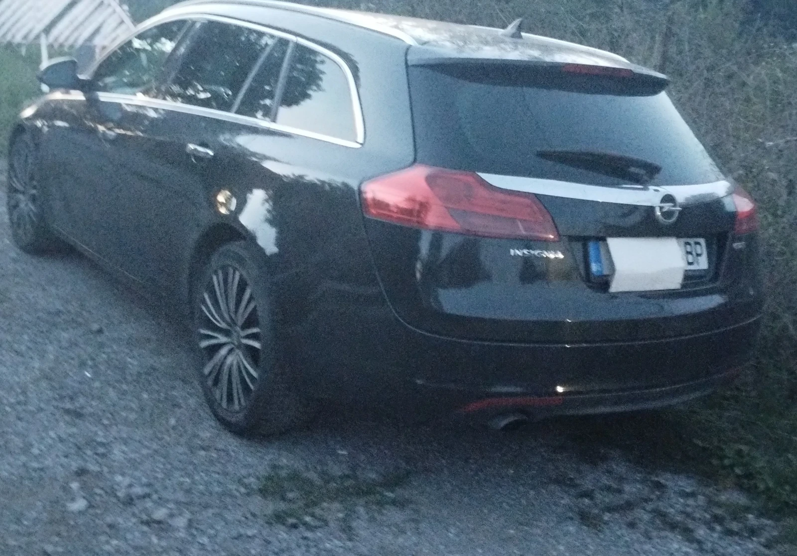 Opel Insignia СПЕШНО! като Нова, Ниска цена 5л/100км - изображение 9