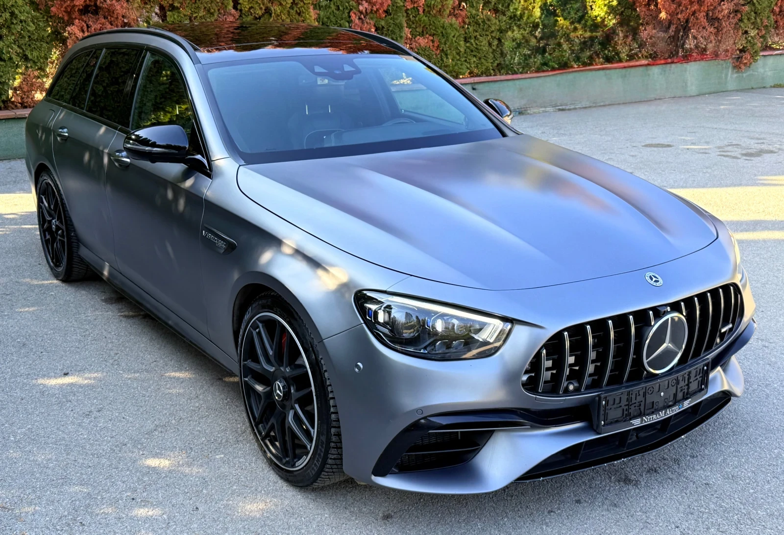 Mercedes-Benz E 63 AMG S 4Matic + Carbon/Bufmaster3D/Climaseat/Full/Panor | Mobile.bg � ����������� 3