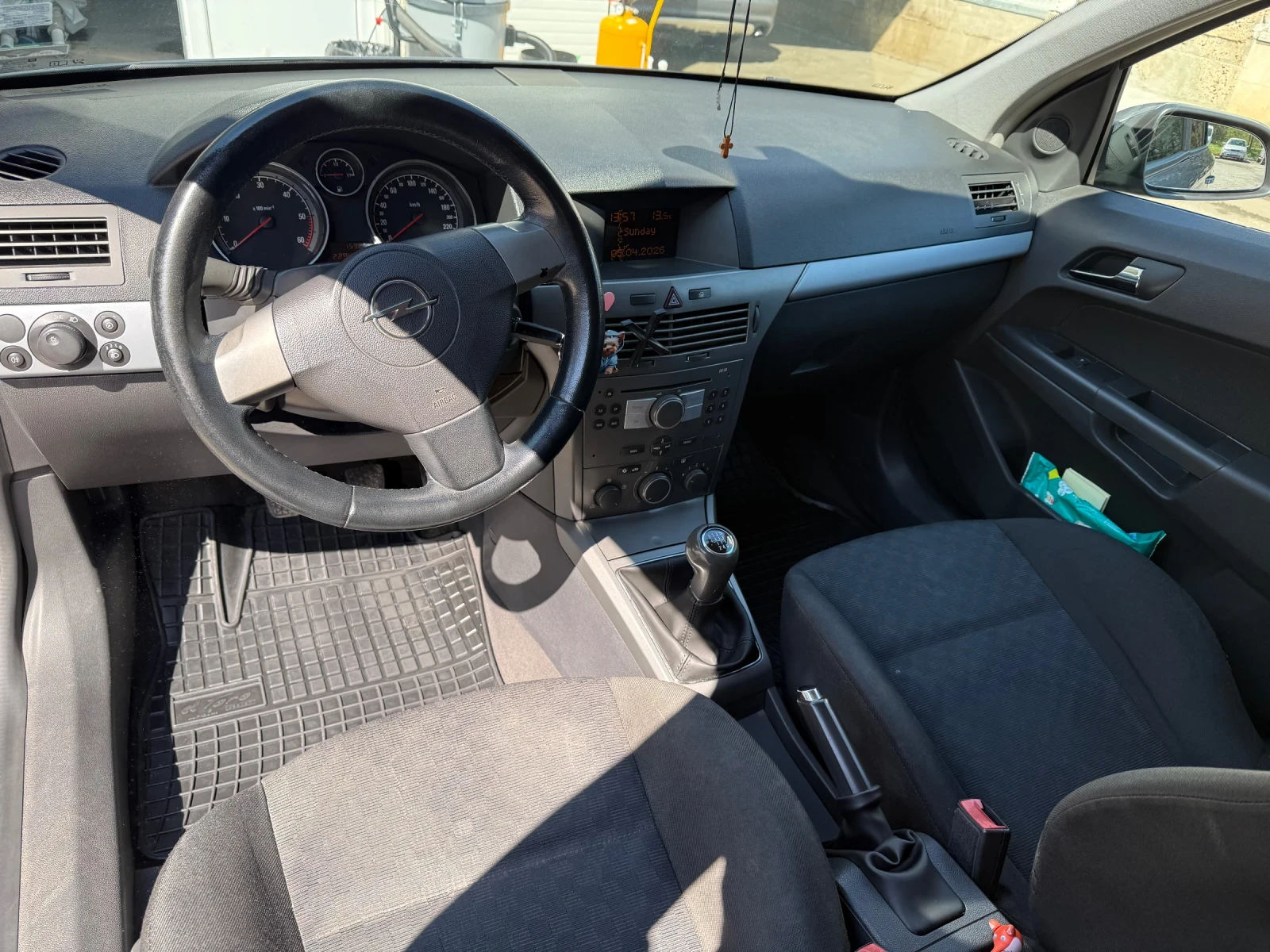 Opel Astra 1.7  100кс., снимка 16 - Автомобили и джипове - 54114122