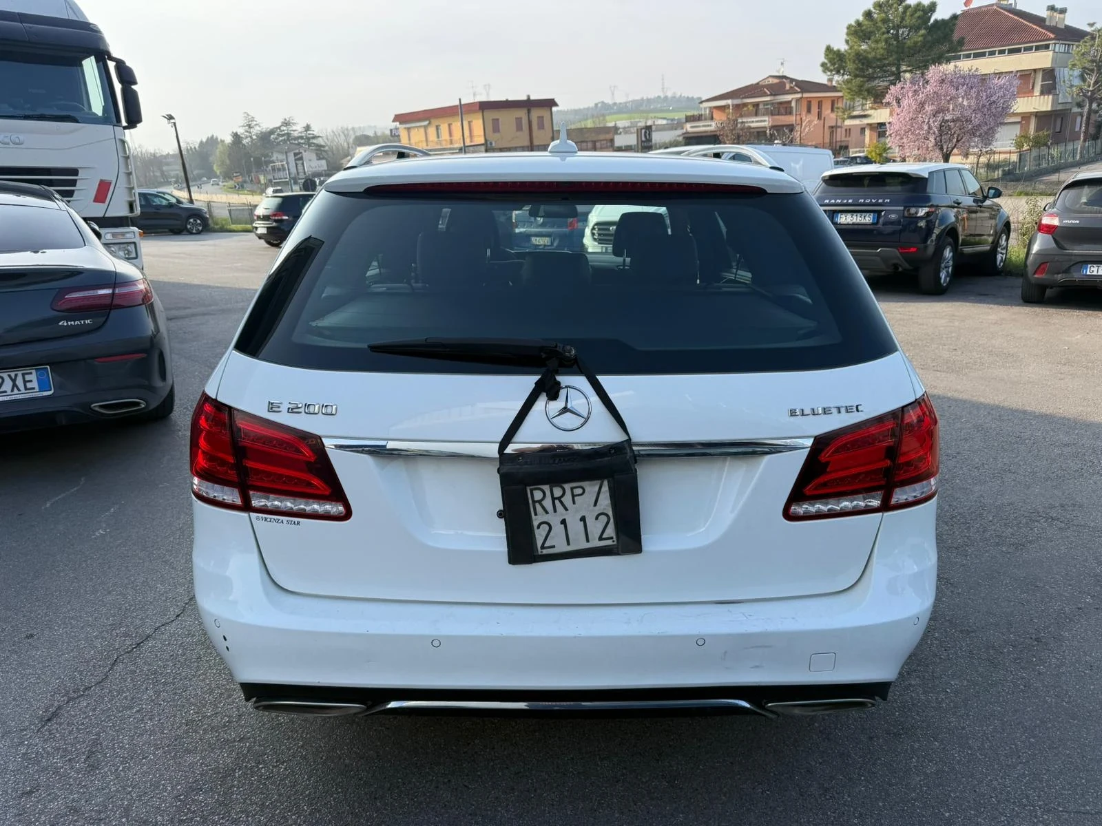 Mercedes-Benz E 200 E200 2016, снимка 4 - Автомобили и джипове - 54140062