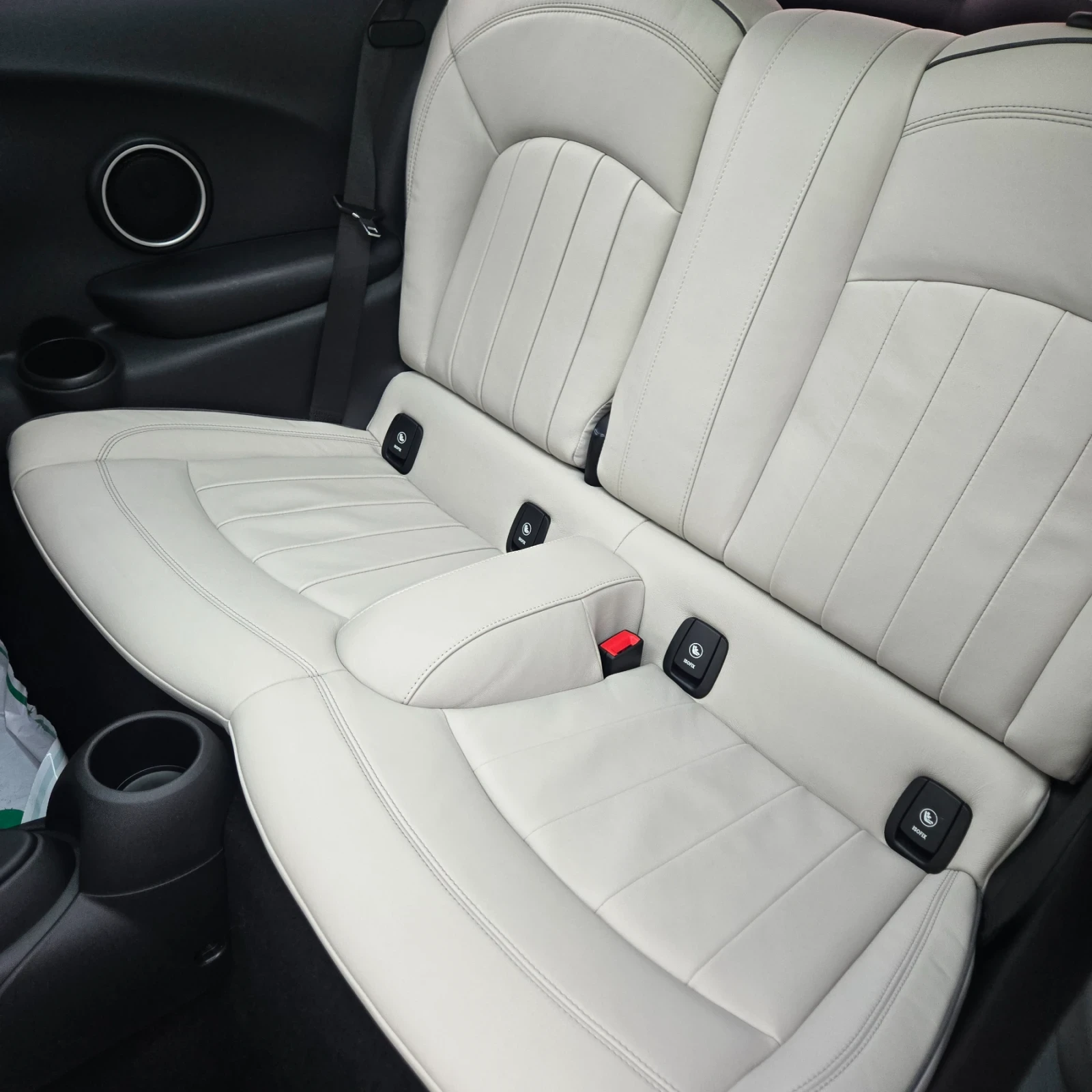 Mini Cooper s 2.0l Кожен салон FULL , снимка 11 - Автомобили и джипове - 54159651