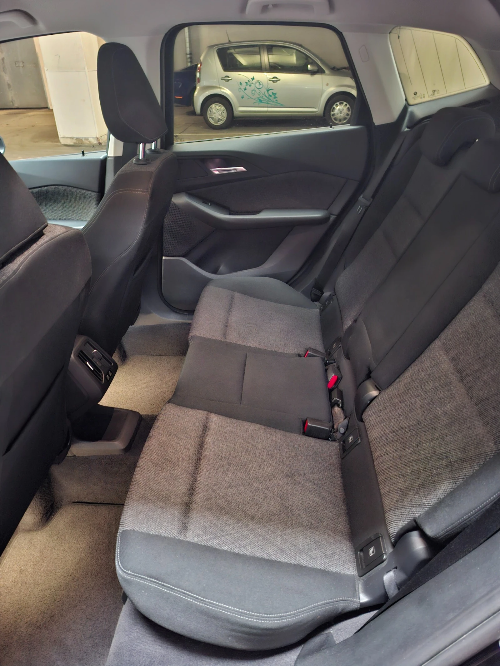 BMW 2 Active Tourer 218i, снимка 17 - Автомобили и джипове - 54214666