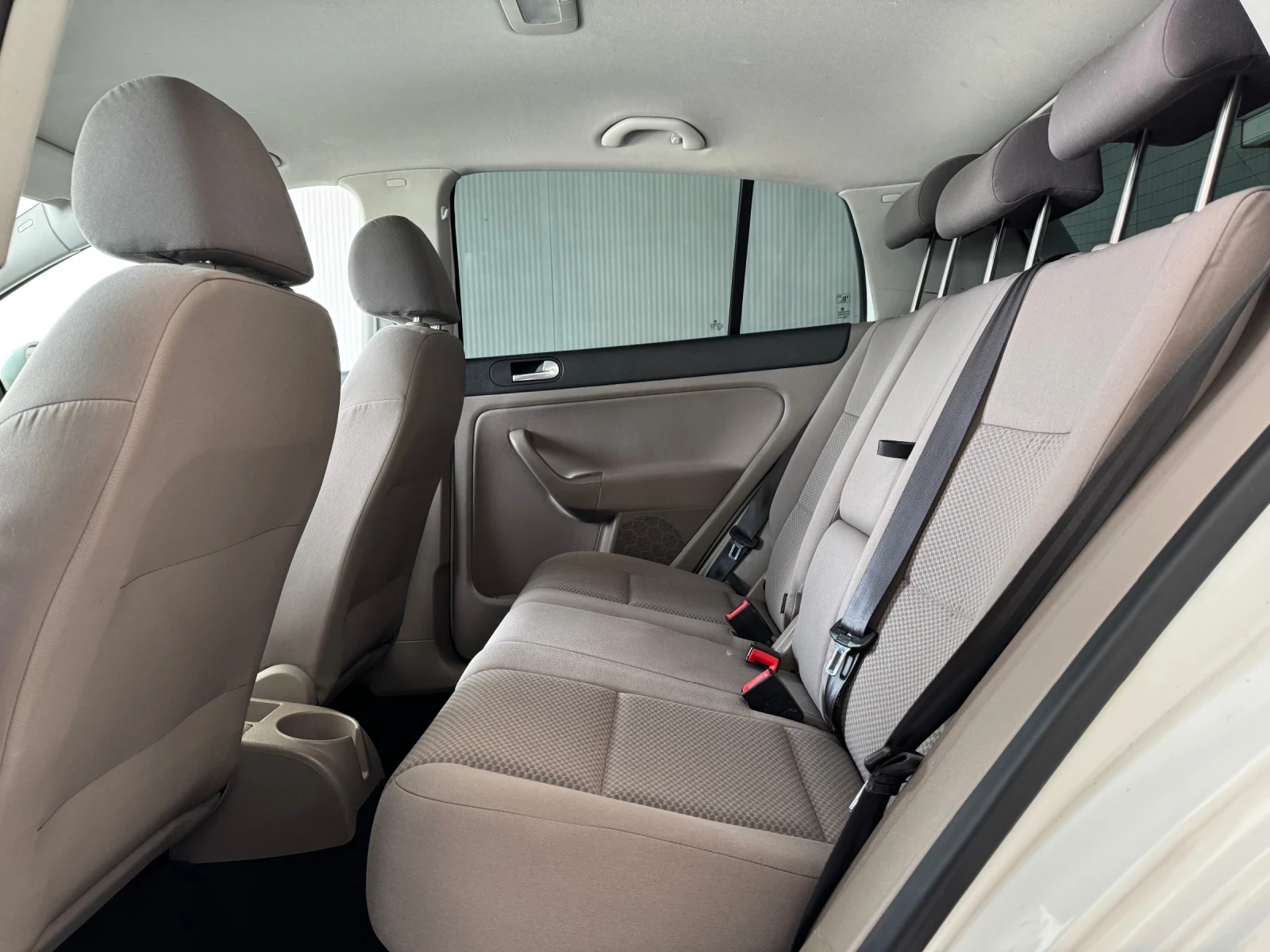 VW Golf Plus NAVI+ 1.6- 102к.с., снимка 13 - Автомобили и джипове - 54387467