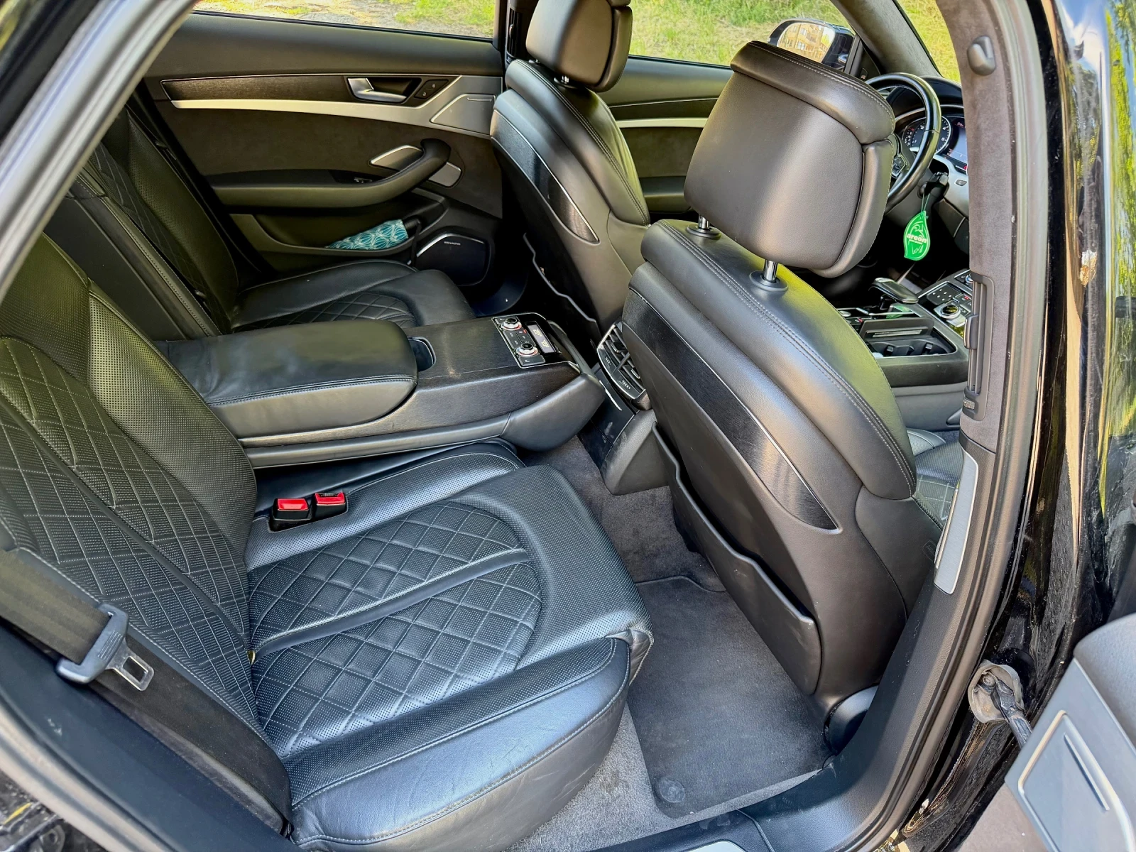Audi A8 4.2TDI S8-pack, снимка 14 - Автомобили и джипове - 54565679