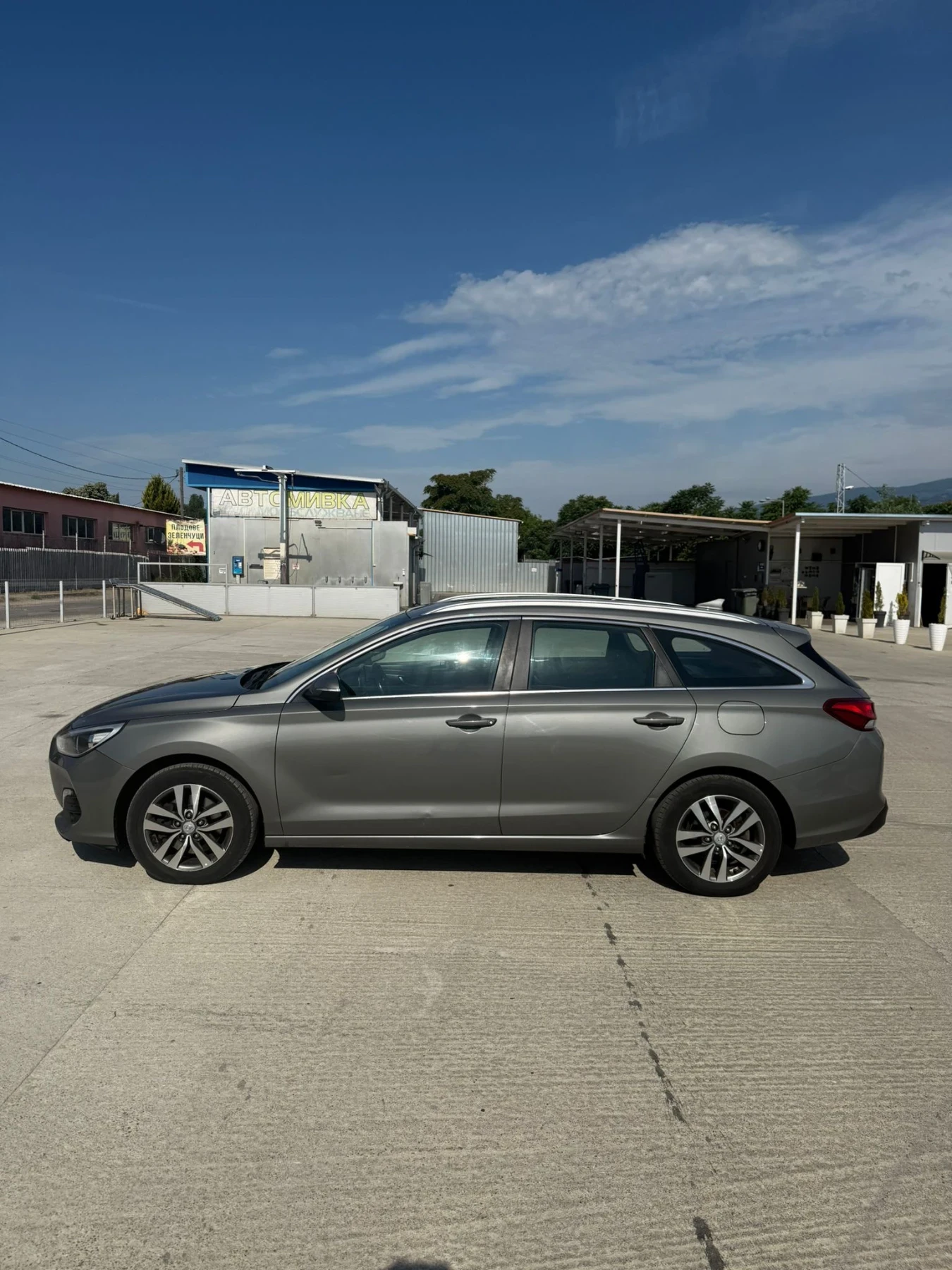 Hyundai I30 1.6 CRDI, снимка 6 - Автомобили и джипове - 54760990