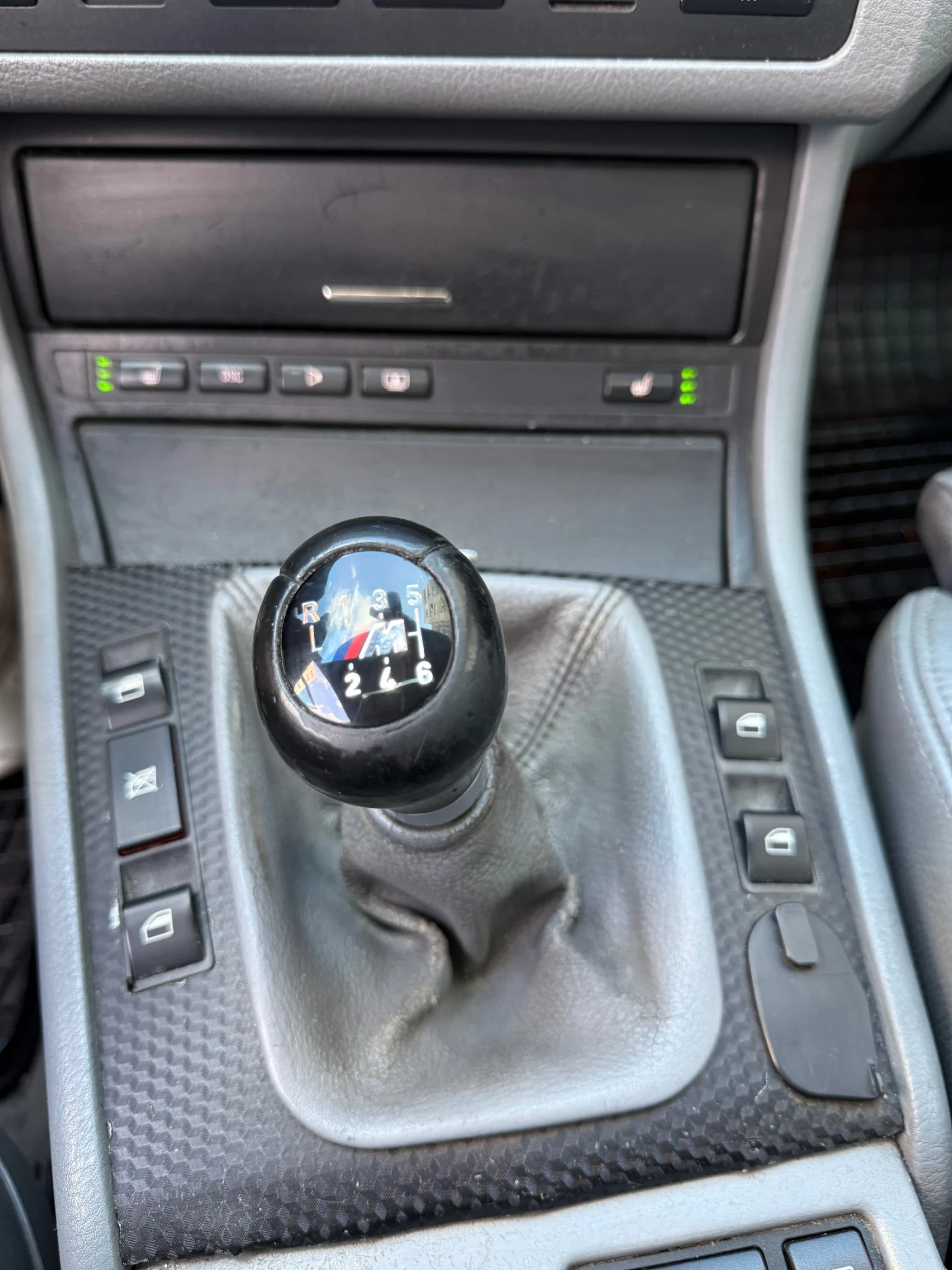 BMW 320 2.0 disel 2004г., снимка 13 - Автомобили и джипове - 54994016
