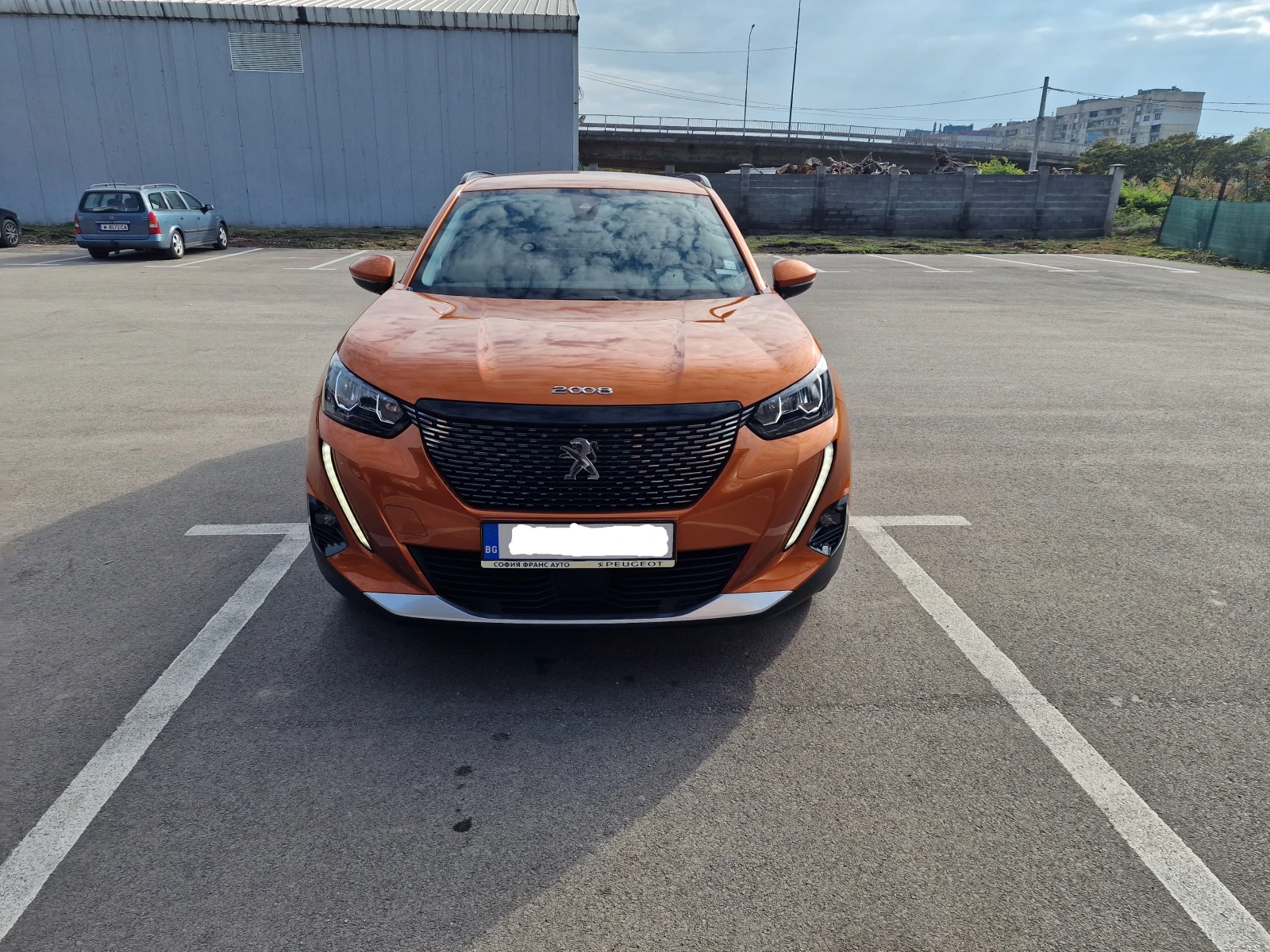 Peugeot 2008 allure, снимка 6 - Автомобили и джипове - 55104991
