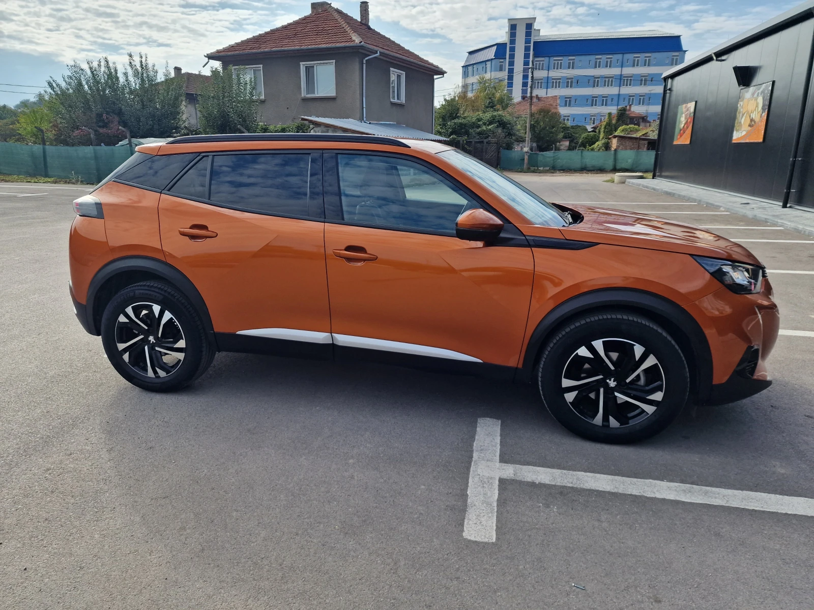 Peugeot 2008 allure, снимка 5 - Автомобили и джипове - 55104991