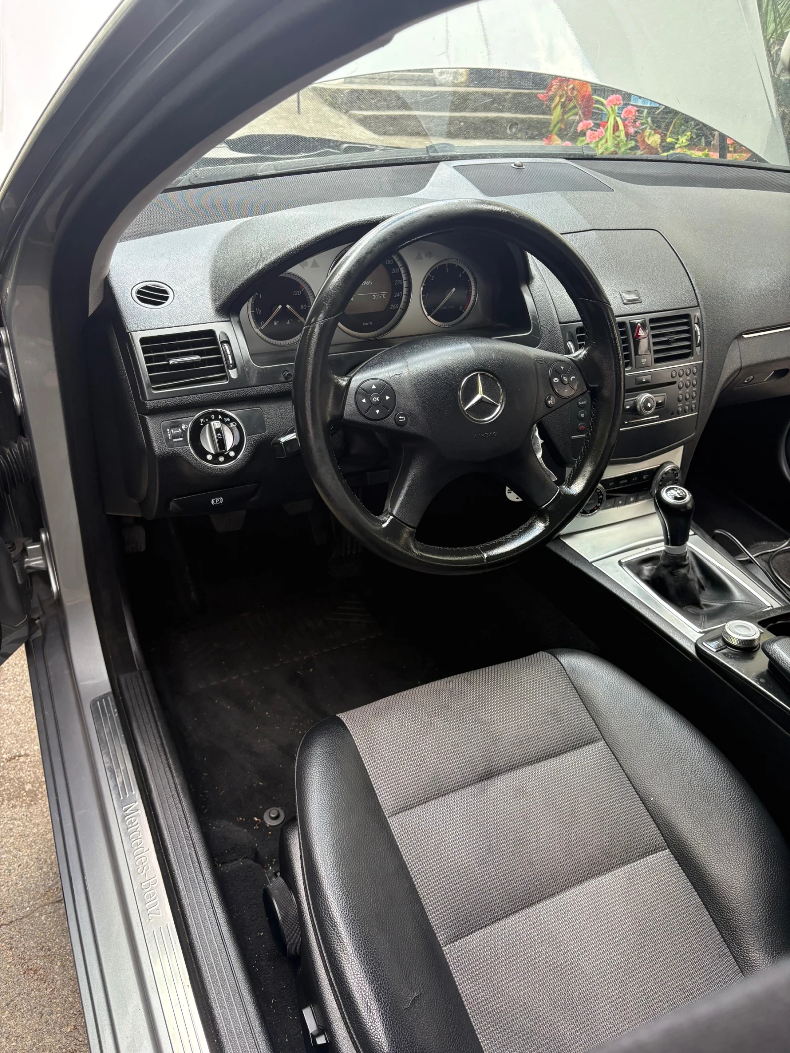 Mercedes-Benz C 220 2.2d 170кс/Avangarde/OM646/ 193хил.км., снимка 9 - Автомобили и джипове - 55272904