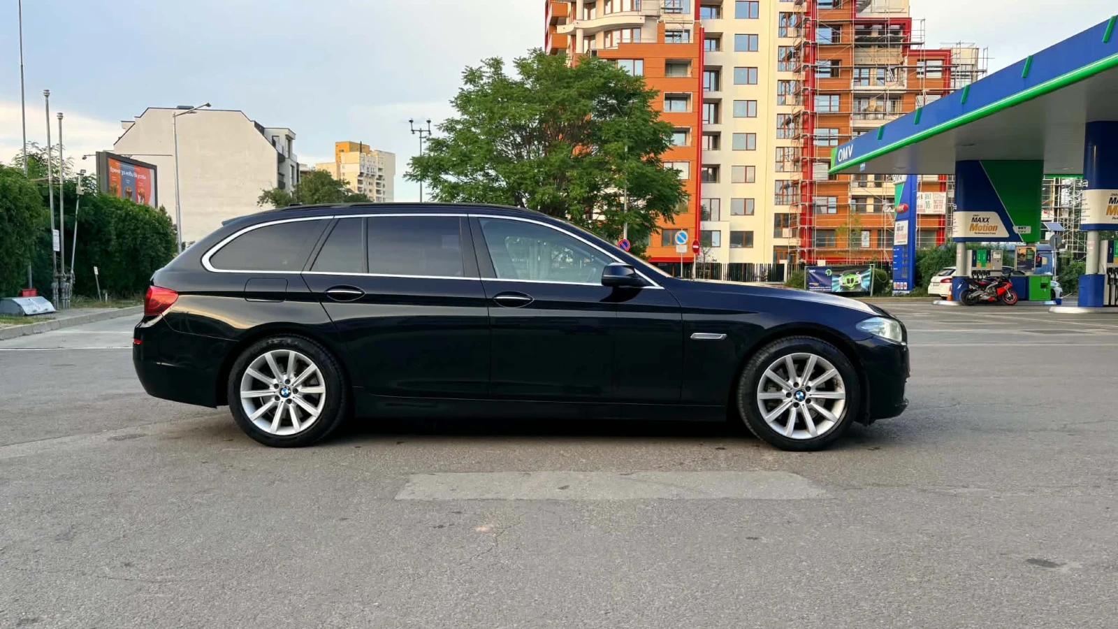 BMW 530 Х Drive, снимка 4 - Автомобили и джипове - 55355809
